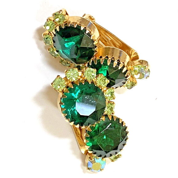 Vintage Clip On Earrings Bold Chunky Runway Greens & Goldtone Statement Jewelry - Picture 8 of 8